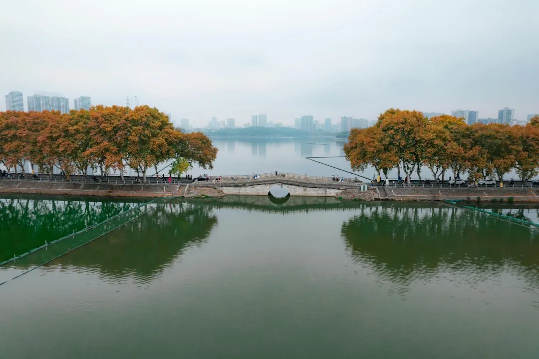 三亚旅游企业小程序开发方案:从获客到管理的全流程优化